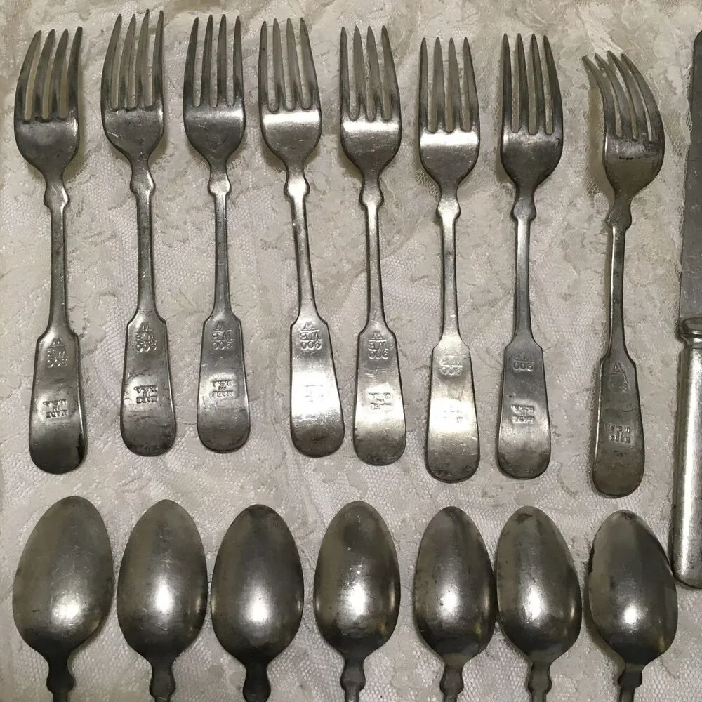 Antique Vtg Wallace Bros Utensils Lot Flatware U900 WB W USA Made 22 Pieces